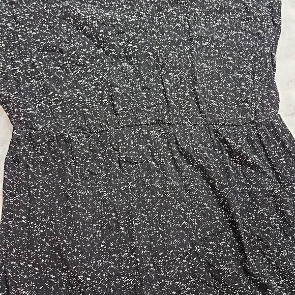 Black and White Banana Republic Size 6 Mesh Shoulder Dress with pockets - Picture 6 of 11
